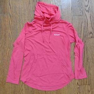 Columbia Light Weight Long Sleeve Cowl Neck Shirt